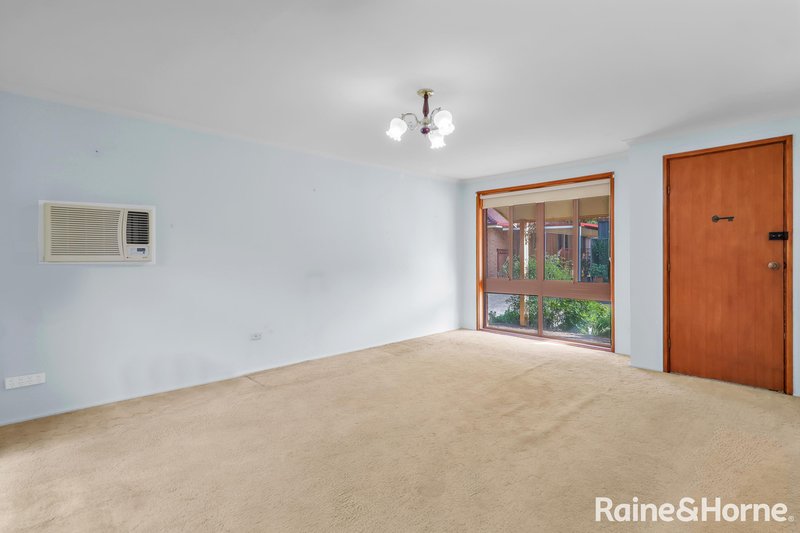 Photo - 3/33-35 Marsden Road, St Marys NSW 2760 - Image 2