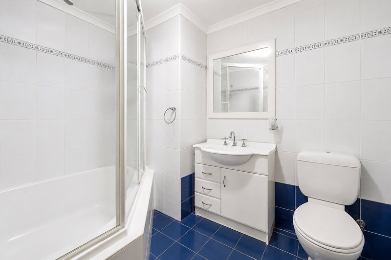 Photo - 33/3-7 Fetherstone Street, Bankstown NSW 2200 - Image 4