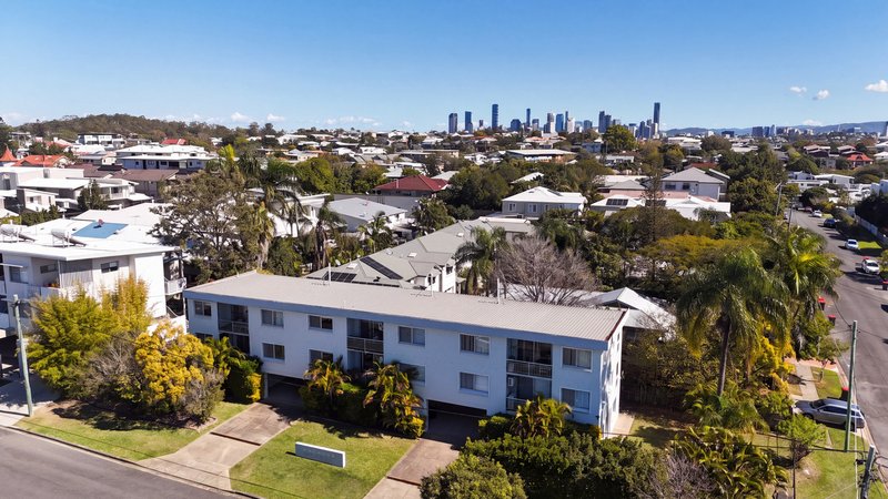 Photo - 3/33 Deviney Street, Morningside QLD 4170 - Image 2