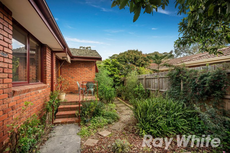 Photo - 3/33 Glen Ebor Avenue, Blackburn VIC 3130 - Image 9