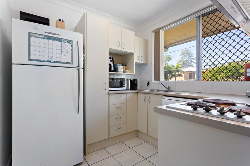 Photo - 3/33 Grays Road, Gaythorne QLD 4051 - Image 2