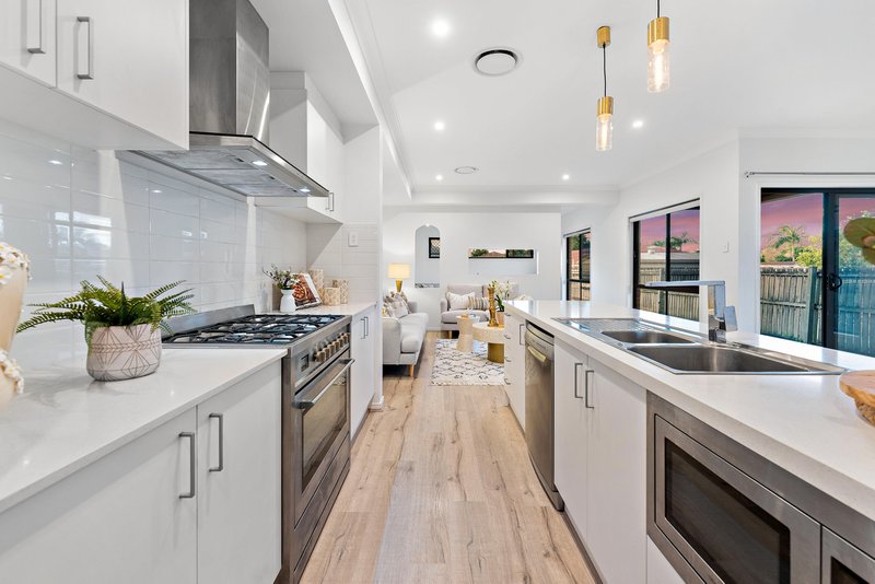 Photo - 333 Hellawell Road, Sunnybank Hills QLD 4109 - Image 8