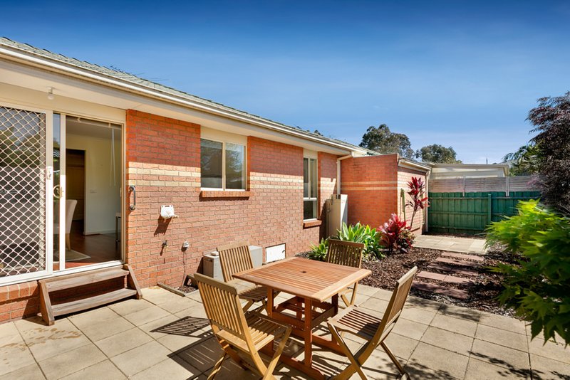 Photo - 3/33 Kauri Grove, Glen Waverley VIC 3150 - Image 9