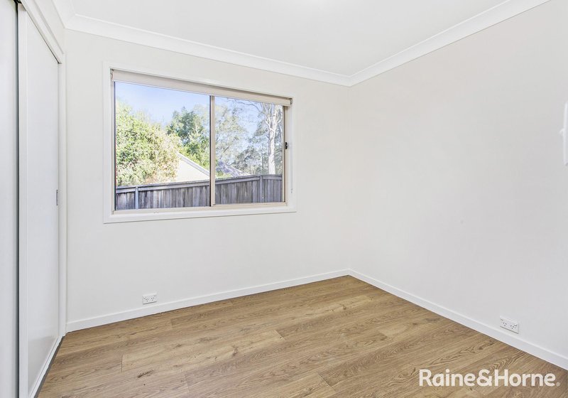 Photo - 3/33 Lynburn Avenue, Bomaderry NSW 2541 - Image 8