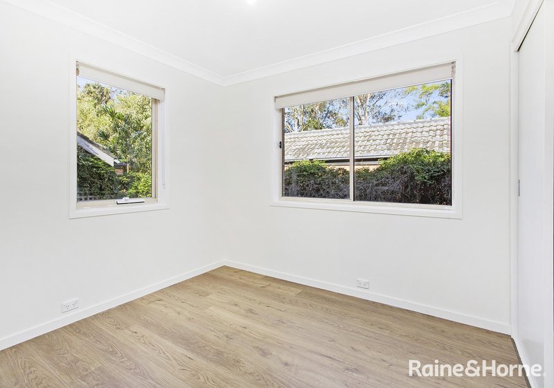 Photo - 3/33 Lynburn Avenue, Bomaderry NSW 2541 - Image 9