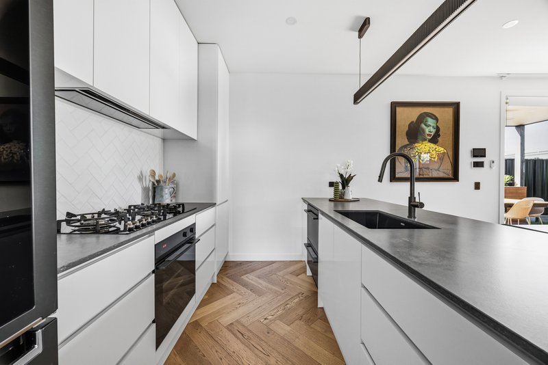 Photo - 3/33 Mcmahon Road, Reservoir VIC 3073 - Image 6