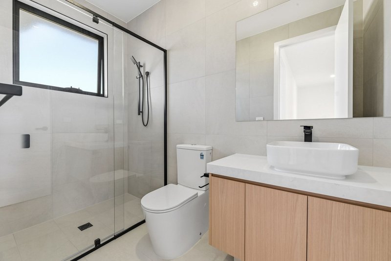 Photo - 3/33 Nockolds Crescent, Noble Park VIC 3174 - Image 12