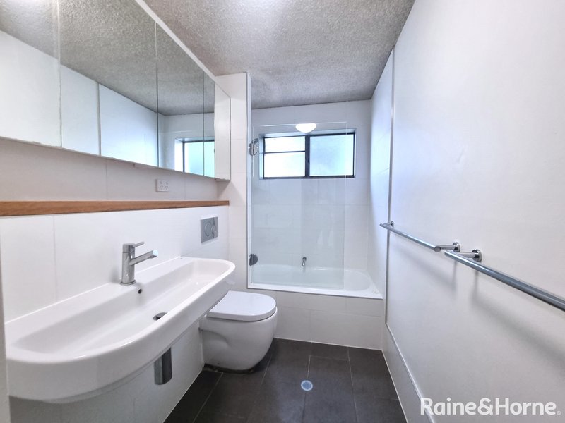 Photo - 3/33 Rokeby Terrace, Taringa QLD 4068 - Image 4