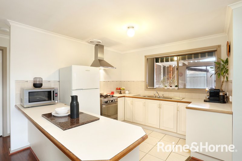 Photo - 3/33 Staughton Street, Melton South VIC 3338 - Image 2