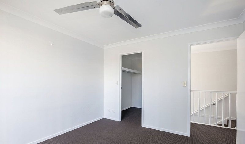 Photo - 33/30-42 Fleet Drive, Kippa-Ring QLD 4021 - Image 5