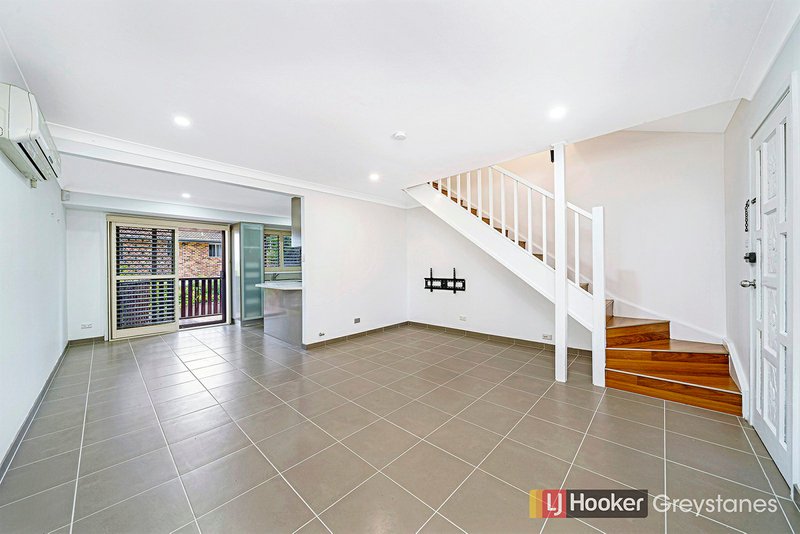 Photo - 33/30 Bradman Street, Greystanes NSW 2145 - Image 3