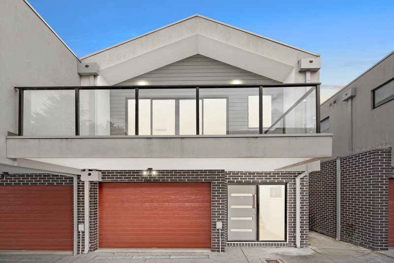 Photo - 3/332 Maroondah Highway, Ringwood VIC 3134 - Image 1