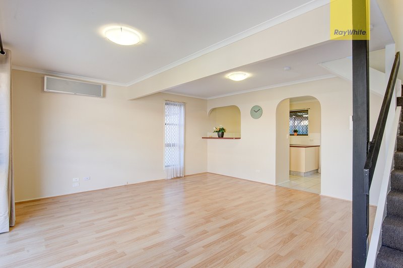 Photo - 33/33 Bruce Road, Woodridge QLD 4114 - Image 2