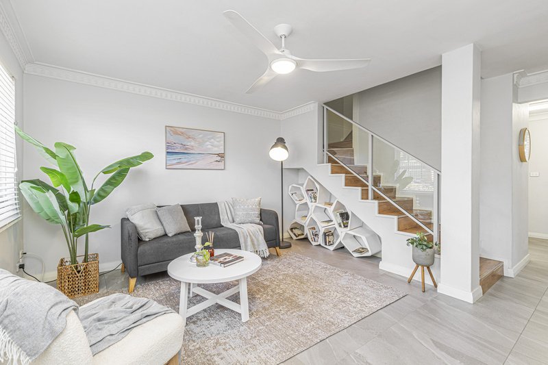 Photo - 3/337 Canning Highway, Como WA 6152 - Image 1
