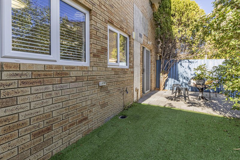 Photo - 3/337 Canning Highway, Como WA 6152 - Image 4