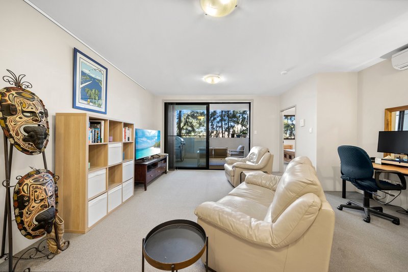 Photo - 33/3A Stornaway Road, Queanbeyan NSW 2620 - Image 5