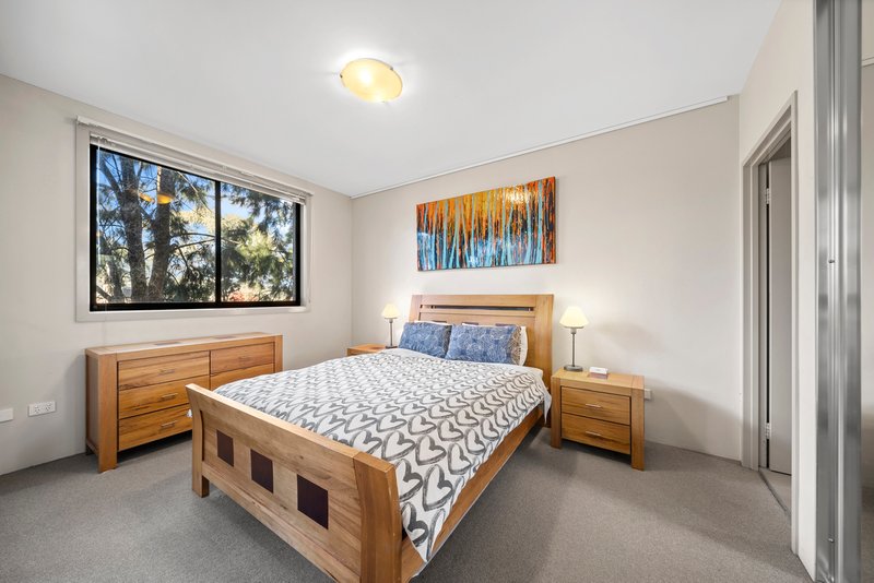 Photo - 33/3A Stornaway Road, Queanbeyan NSW 2620 - Image 10