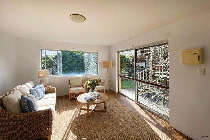 Photo - 3/34 Coolangatta Road, Coolangatta QLD 4225 - Image 2