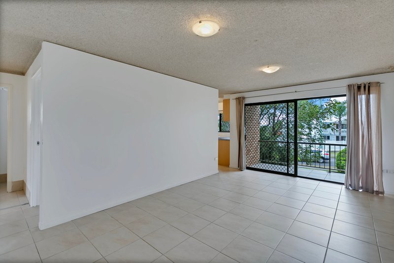 Photo - 3/34 Goonawarra Drive, Mooloolaba QLD 4557 - Image 2