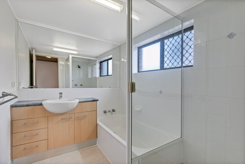 Photo - 3/34 Goonawarra Drive, Mooloolaba QLD 4557 - Image 8