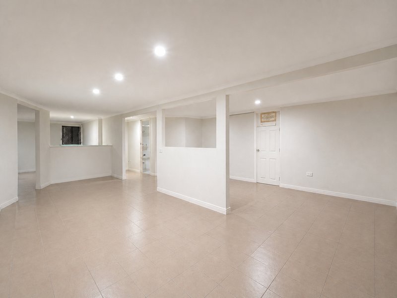 Photo - 334 Kingston Road, Slacks Creek QLD 4127 - Image 11