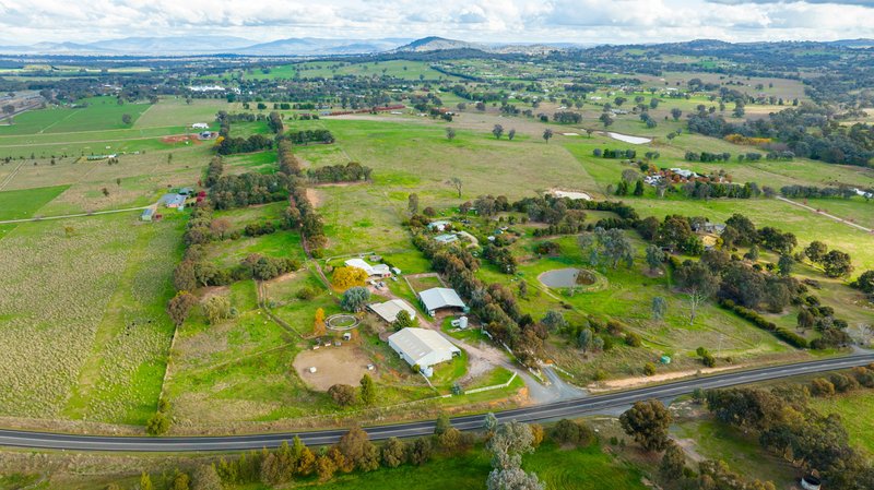 Photo - 334 Perryman Lane, Table Top NSW 2640 - Image 3