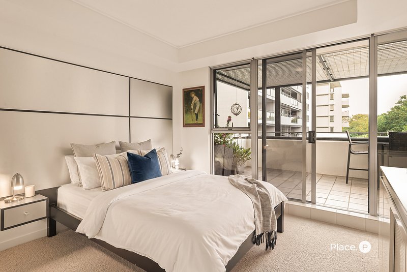 Photo - 3341/30 Hollins Crescent, New Farm QLD 4005 - Image 16