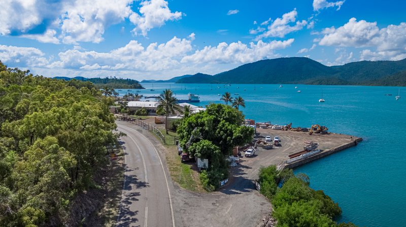 Photo - 3344 Shute Harbour Road, Shute Harbour QLD 4802 - Image 3