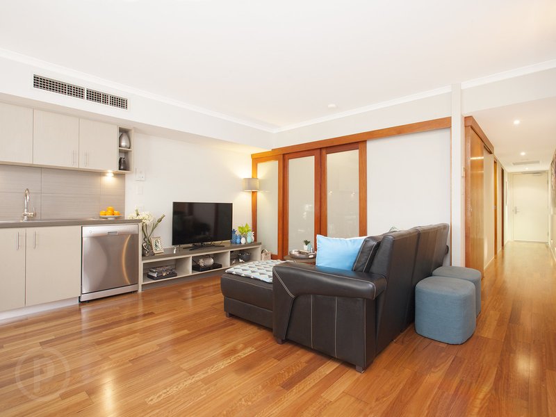 Photo - 33/46 Arthur Street, Fortitude Valley QLD 4006 - Image 2