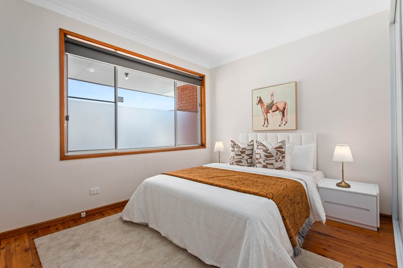 Photo - 3/35 Bassett Street, Hurstville NSW 2220 - Image 8