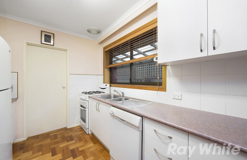 Photo - 3/35 Johnston Street, Mentone VIC 3194 - Image 4