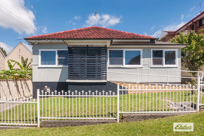 Photo - 3/35 Osborne Street, Wollongong NSW 2500 - Image 1