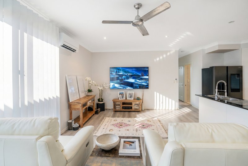 Photo - 3/35 Queen Street, Bongaree QLD 4507 - Image 7