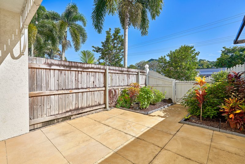 Photo - 3/35 Rutherford Street, Yorkeys Knob QLD 4878 - Image 5