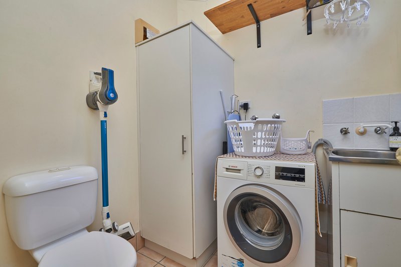 Photo - 3/35 Rutherford Street, Yorkeys Knob QLD 4878 - Image 10