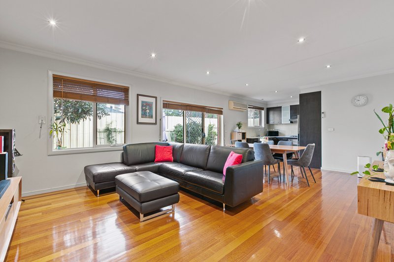 Photo - 3/35 Spring Street, Preston VIC 3072 - Image 3
