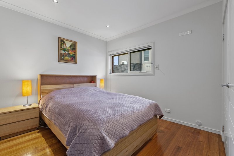 Photo - 3/35 Spring Street, Preston VIC 3072 - Image 6