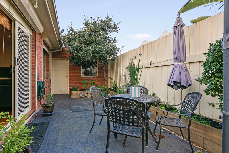 Photo - 3/35 Spring Street, Preston VIC 3072 - Image 10