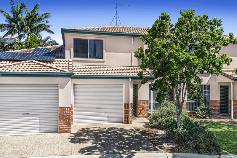 Photo - 33/519 Tingal Road, Wynnum QLD 4178 - Image 1