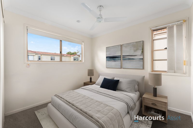 Photo - 33/538 Warrigal Road, Eight Mile Plains QLD 4113 - Image 7