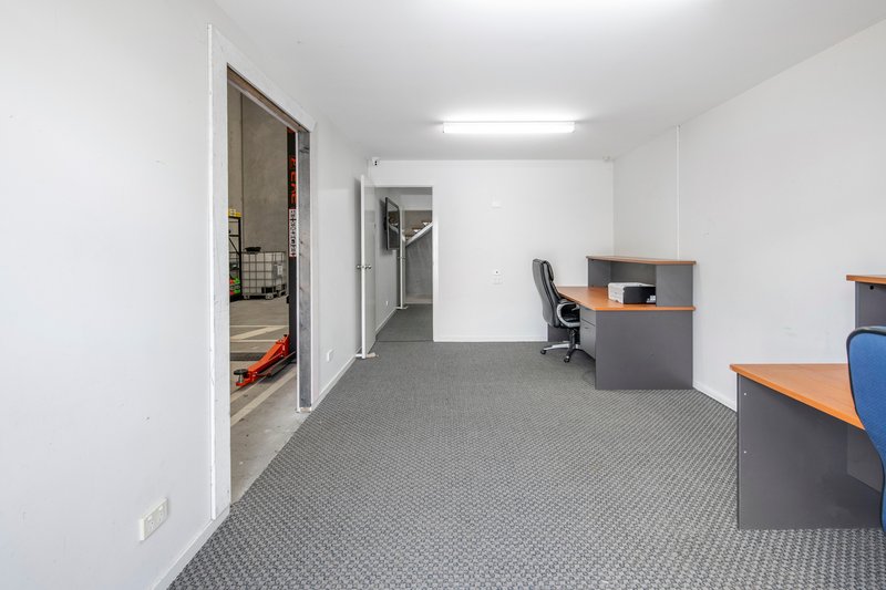 Photo - 33/55 Commerce Circuit, Yatala QLD 4207 - Image 2