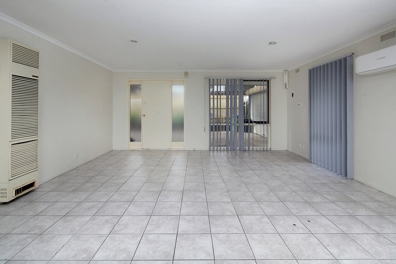 Photo - 336 Eastbourne Road, Rosebud VIC 3939 - Image 6