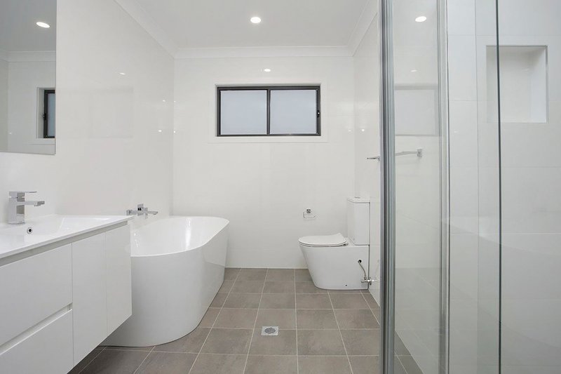 Photo - 3/36 Malin Road, Oak Flats NSW 2529 - Image 5