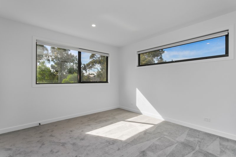 Photo - 3/36 Primula Avenue, Brooklyn VIC 3012 - Image 4