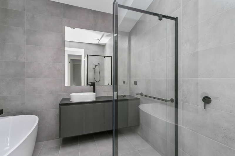 Photo - 3/36 Primula Avenue, Brooklyn VIC 3012 - Image 5