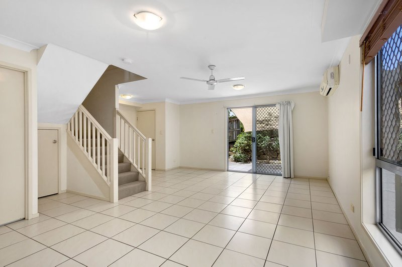 Photo - 3/36 Russell Street, Everton Park QLD 4053 - Image 2