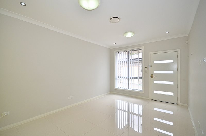 Photo - 3/36B Emert Street, Wentworthville NSW 2145 - Image 3