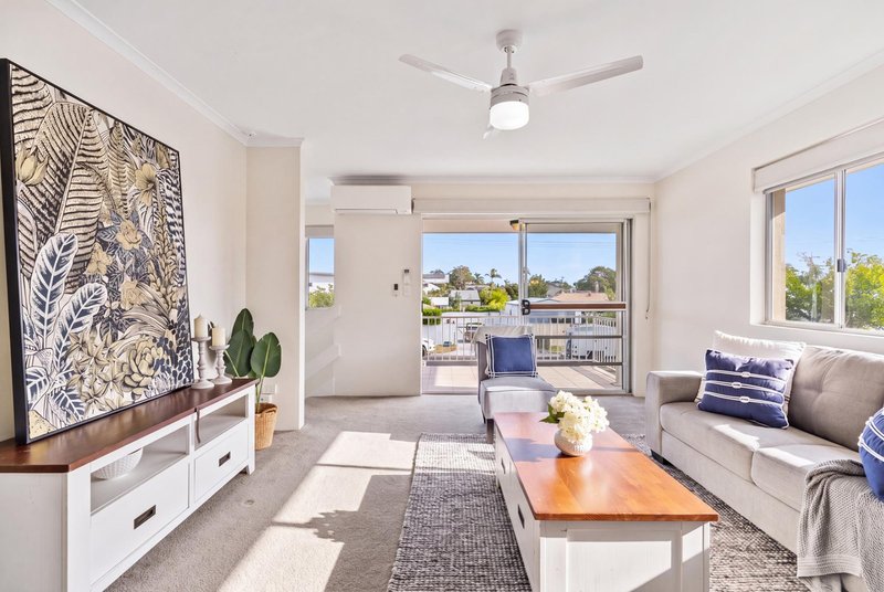 Photo - 3/37 Bruce Avenue, Paradise Point QLD 4216 - Image 1