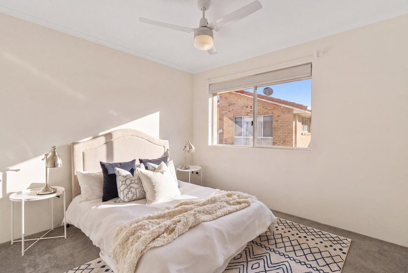 Photo - 3/37 Bruce Avenue, Paradise Point QLD 4216 - Image 3
