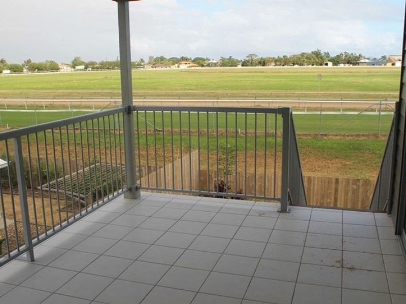 Photo - 3/37 Makybe Diva Drive, Ooralea QLD 4740 - Image 25